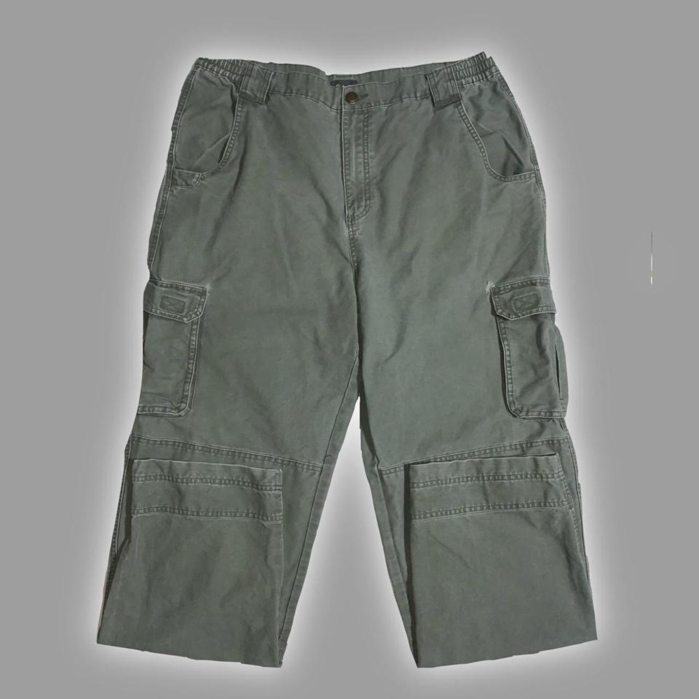 BAGGY N SWAGGY GREEN CARGOSSS WOO!! BEAUTIFUL COLOR AND MATERIAL